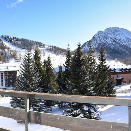 Studio Renove Pour 3 Au Centre De Montgenevre Avec Parking - Fr-1-266-166 Экстерьер фото