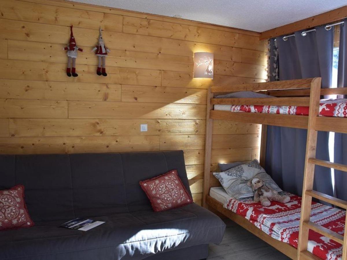 Studio Renove Pour 3 Au Centre De Montgenevre Avec Parking - Fr-1-266-166 Экстерьер фото